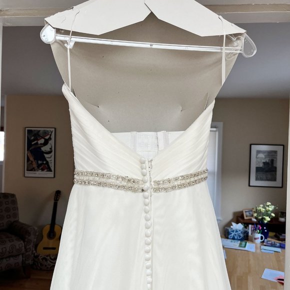 A-line wedding dress with English netting and beaded waist - Picture 9 of 15